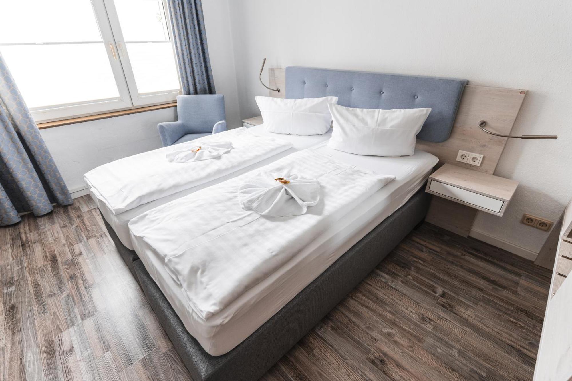 Hotel Apartments Restaurant Cala Luna Marburg Dış mekan fotoğraf