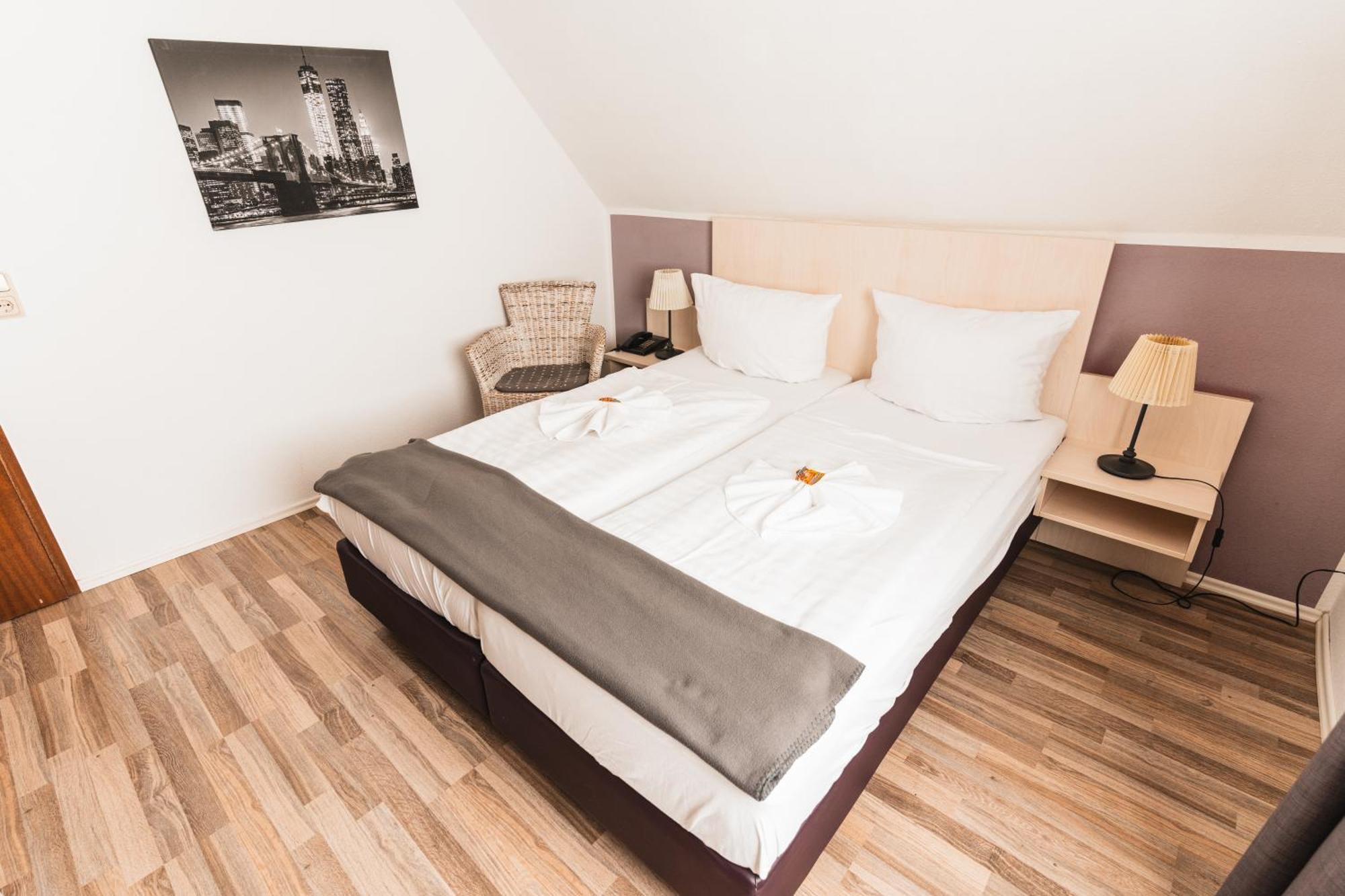 Hotel Apartments Restaurant Cala Luna Marburg Dış mekan fotoğraf