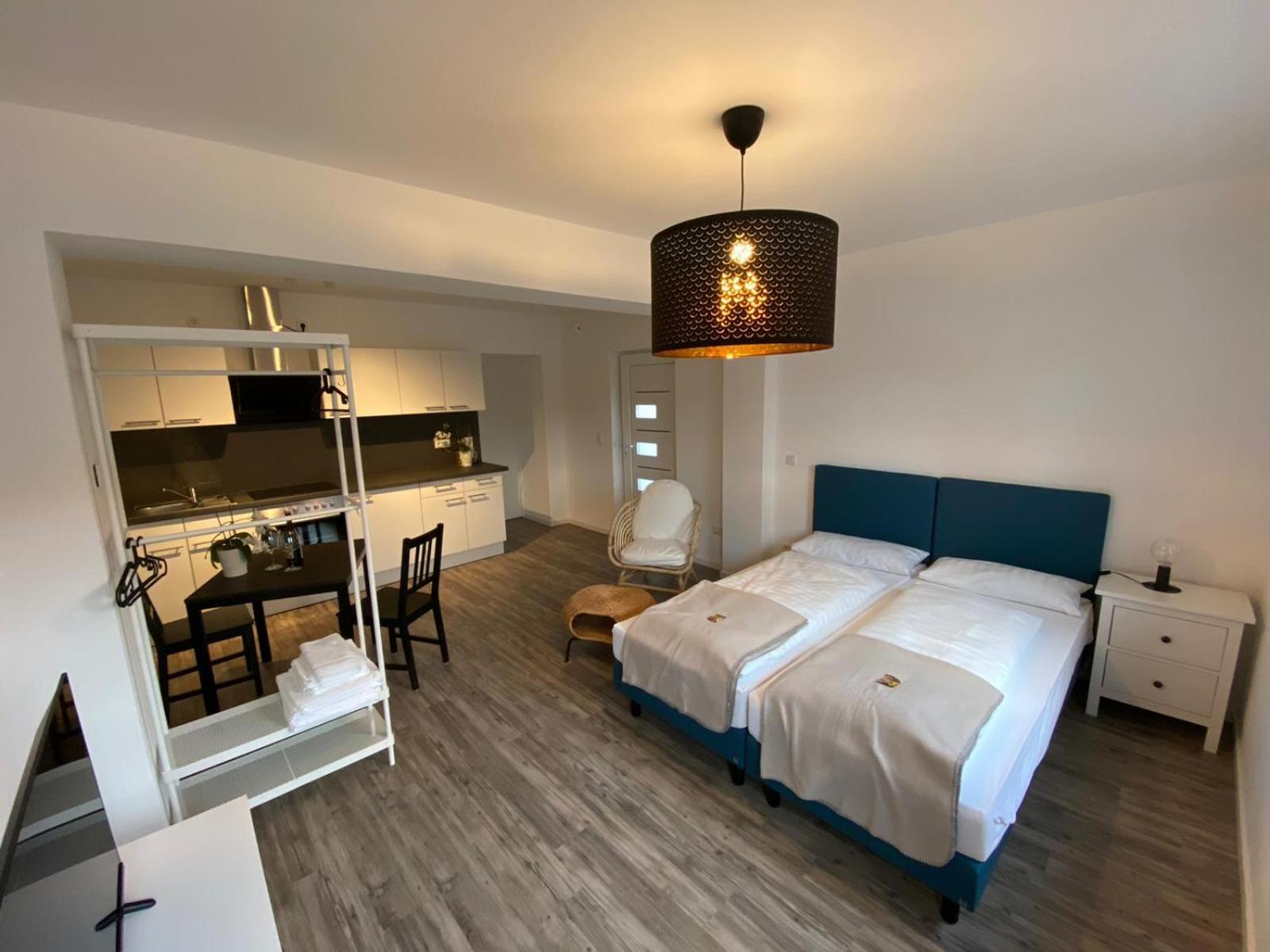 Hotel Apartments Restaurant Cala Luna Marburg Dış mekan fotoğraf